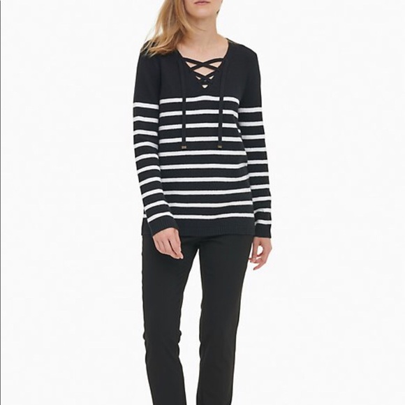 Calvin Klein Sweater - Picture 1 of 5